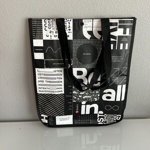 Lululemon black & white large shopper shopping bag